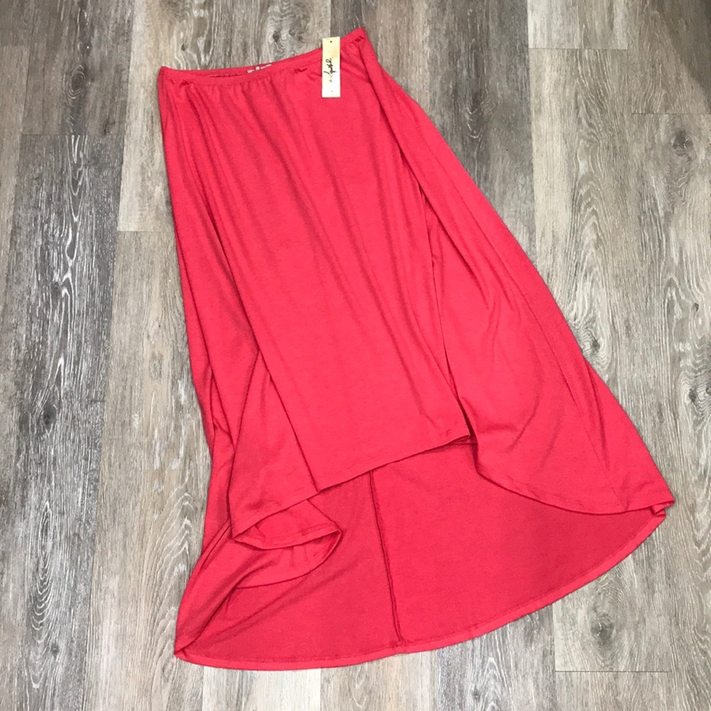 High-low maxi skirt